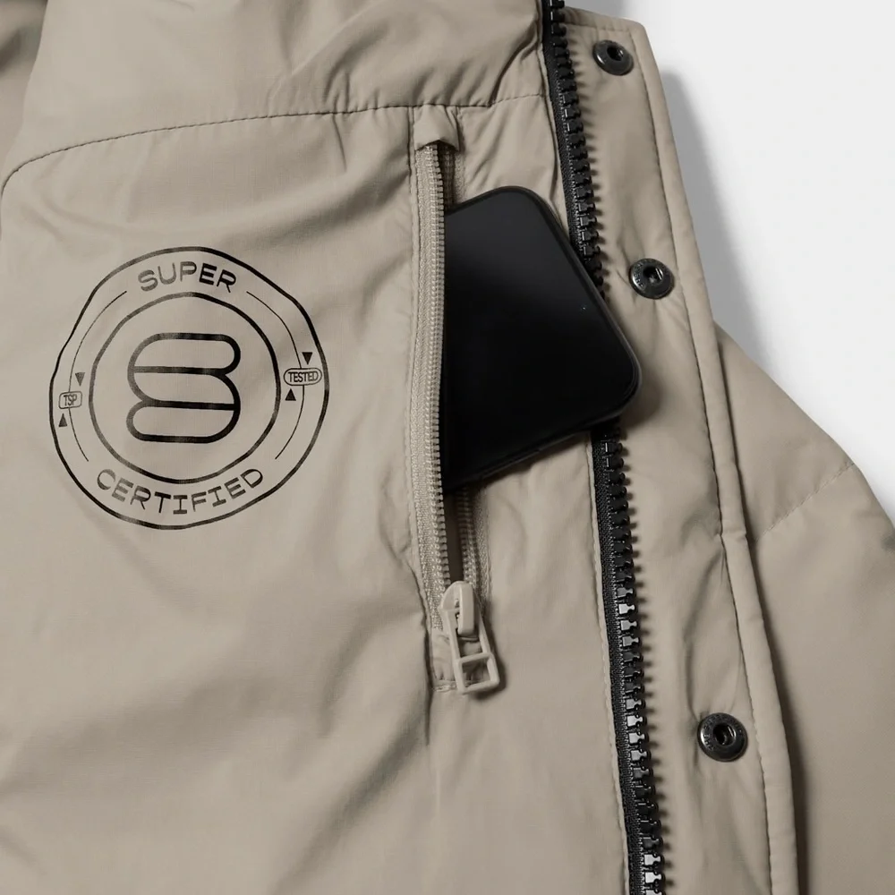 Aritzia The Super Puff™ Shorty - cliMATTE™
XXS taupe (price is firm) - Picture 5 of 9